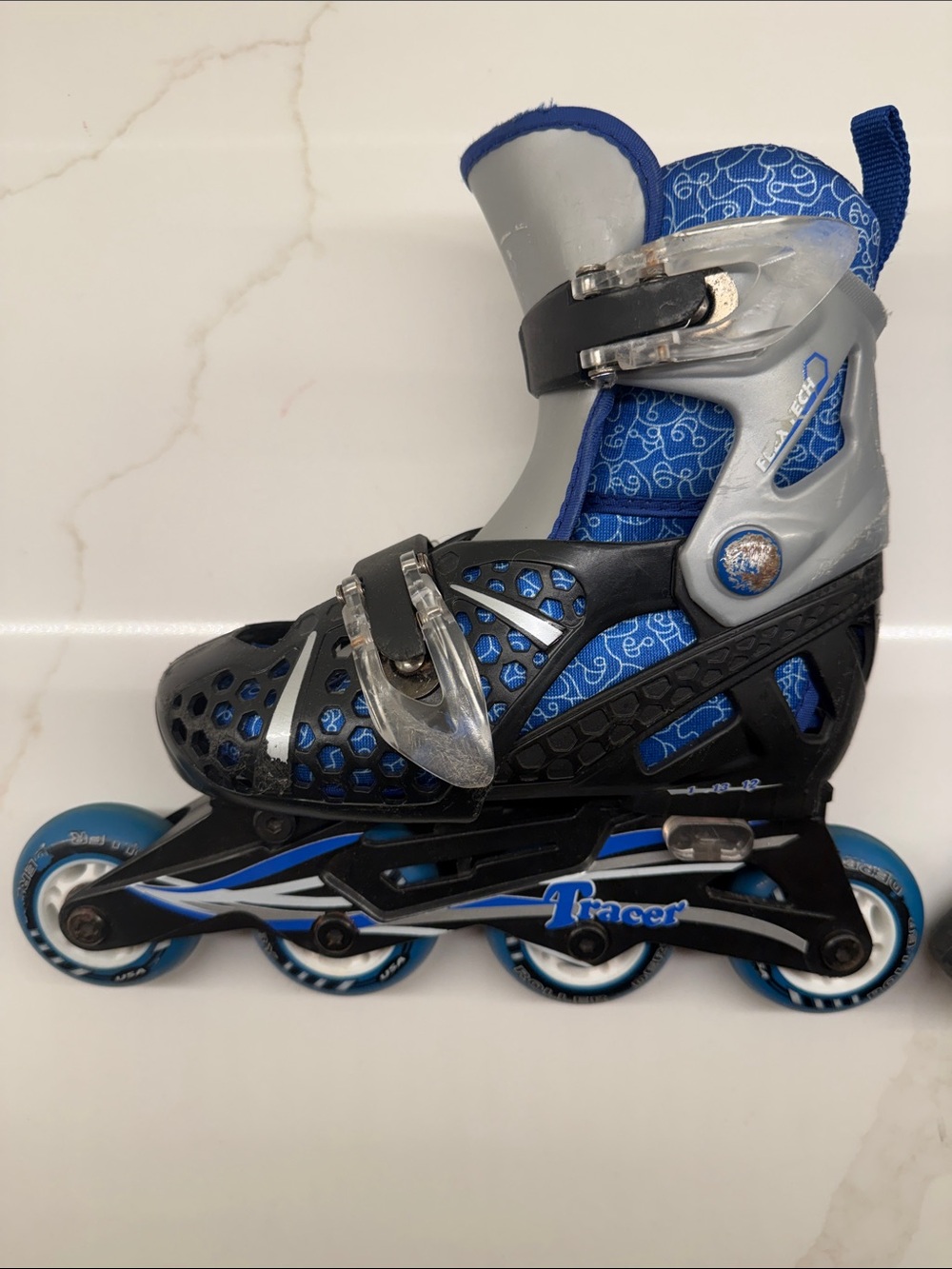 Kids Adjustable Blue and Silver Inline Skates - Picture 3 of 7